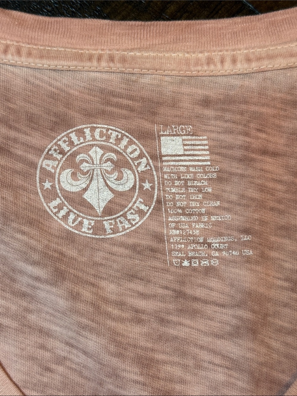Affliction Live Fast Fringe Graphic Tee Distressed Boho Western Pink L - Picture 7 of 7
